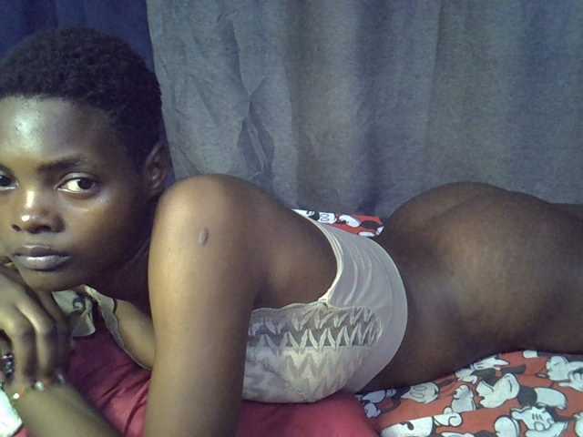 Slender-kerry live cam on BongaCams