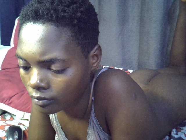 Slender-kerry live cam on BongaCams
