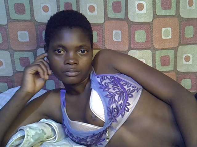 Slender-kerry live cam on BongaCams