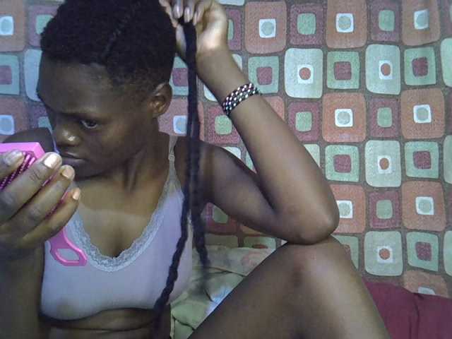 Slender-kerry live cam on BongaCams