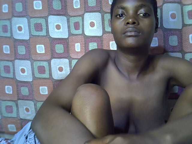 Slender-kerry live cam on BongaCams