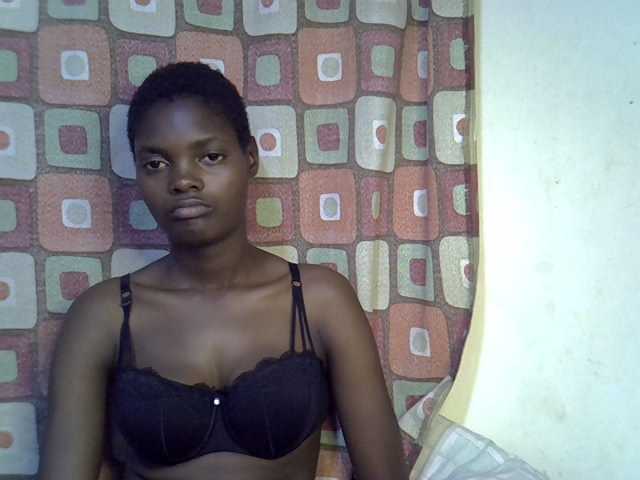 Slender-kerry live cam on BongaCams