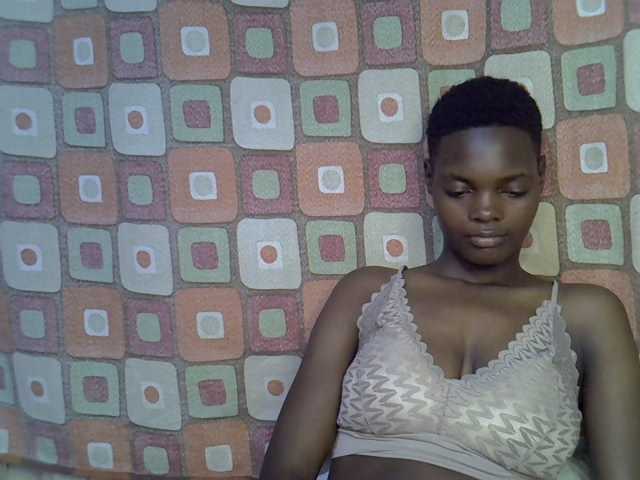 Slender-kerry live cam on BongaCams