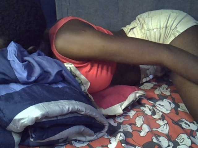 Slender-kerry live cam on BongaCams