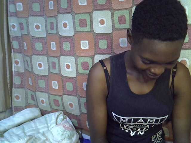 Slender-kerry live cam on BongaCams