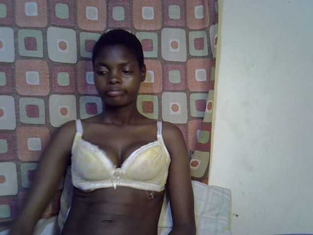 Slender-kerry live cam on BongaCams