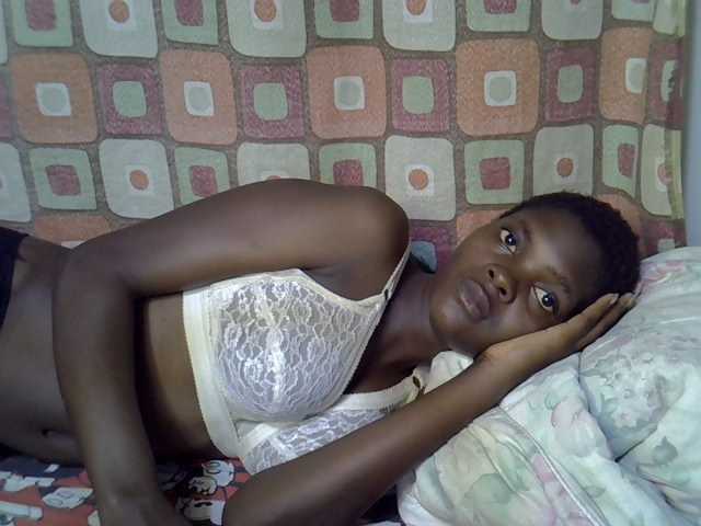 Slender-kerry live cam on BongaCams