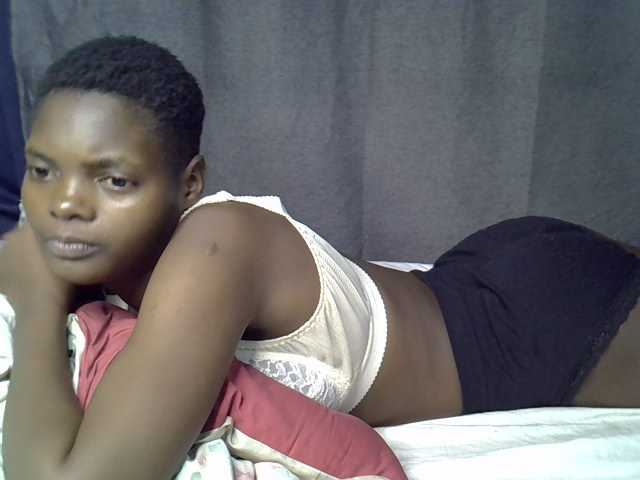 Slender-kerry live cam on BongaCams