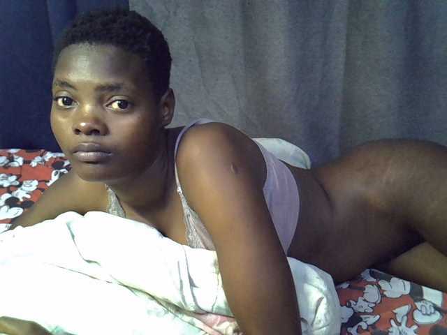 Slender-kerry live cam on BongaCams