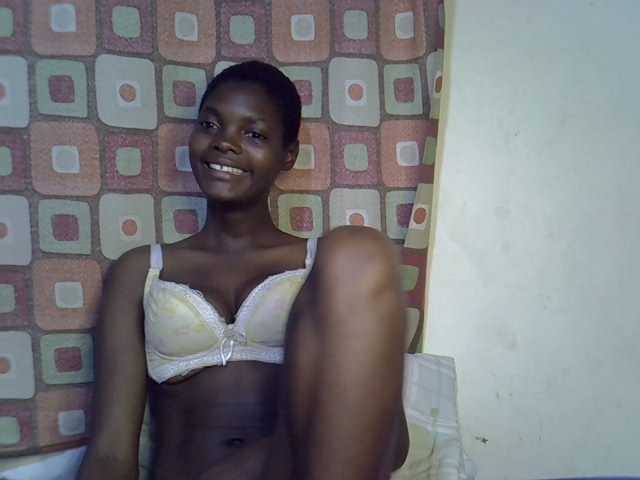 Slender-kerry live cam on BongaCams