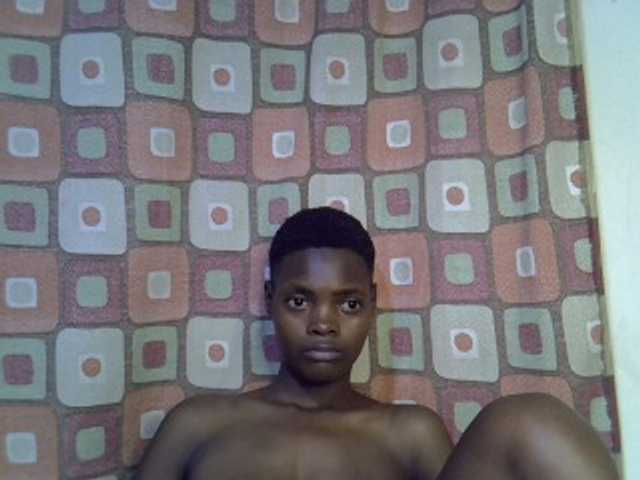 Slender-kerry live cam on BongaCams