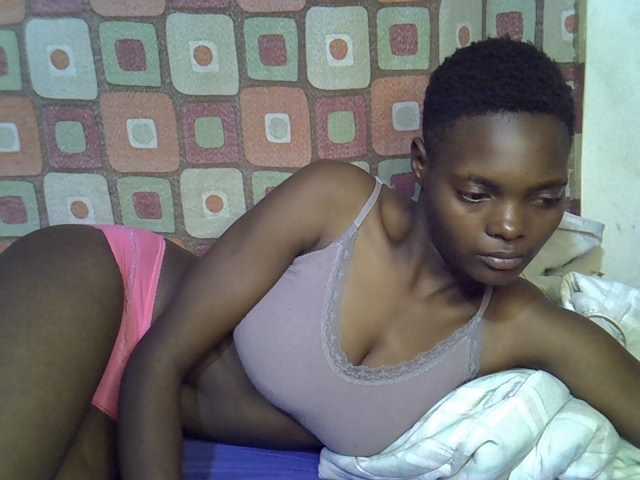 Slender-kerry live cam on BongaCams