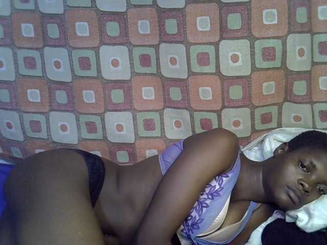 Slender-kerry live cam on BongaCams