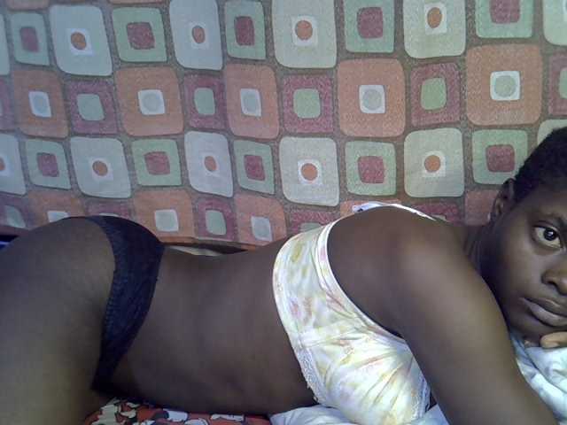 Slender-kerry live cam on BongaCams