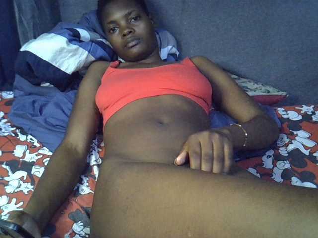 Slender-kerry live cam on BongaCams
