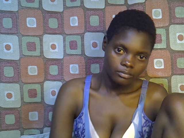 Slender-kerry live cam on BongaCams