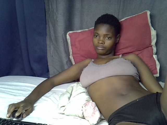 Slender-kerry live cam on BongaCams