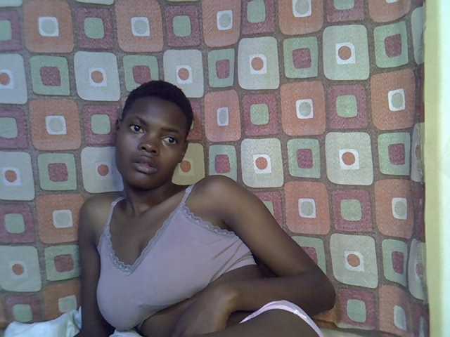 Slender-kerry live cam on BongaCams