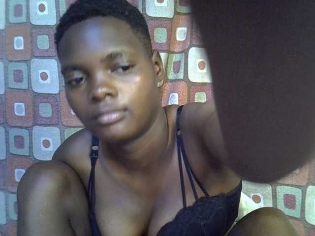 Slender-kerry live cam on BongaCams