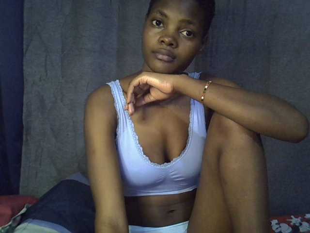 Slender-kerry live cam on BongaCams