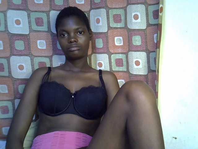 Slender-kerry live cam on BongaCams