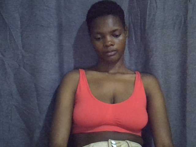 Slender-kerry live cam on BongaCams