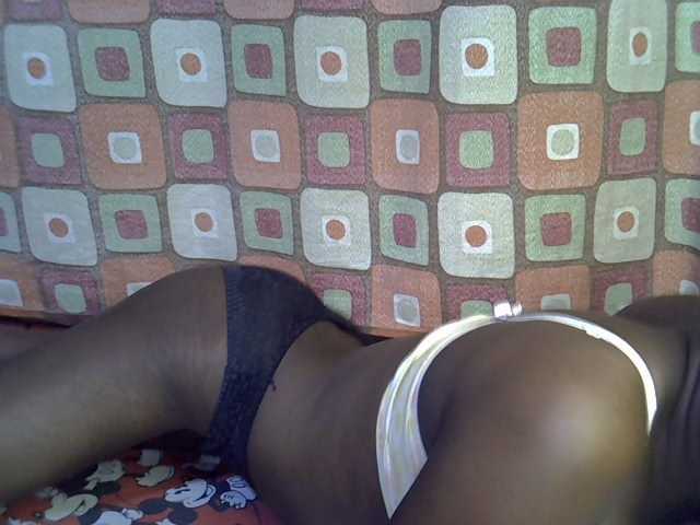 Slender-kerry live cam on BongaCams