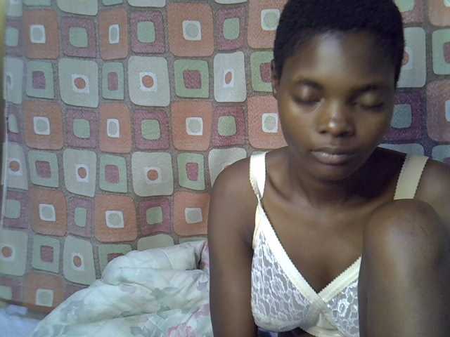Slender-kerry live cam on BongaCams