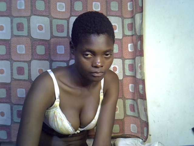 Slender-kerry live cam on BongaCams