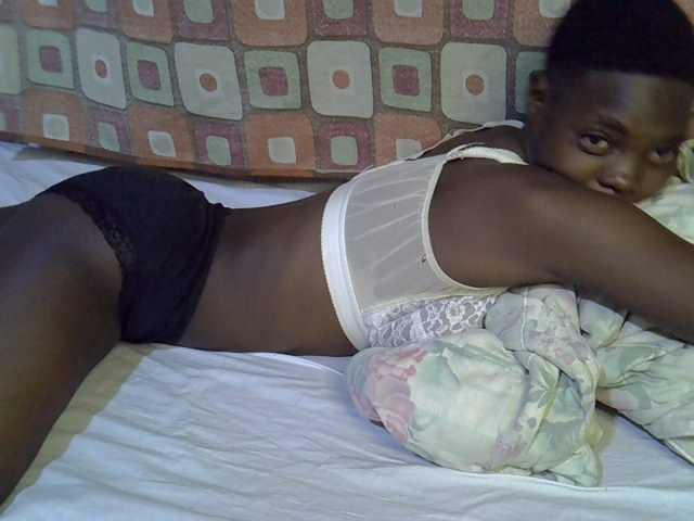 Slender-kerry live cam on BongaCams