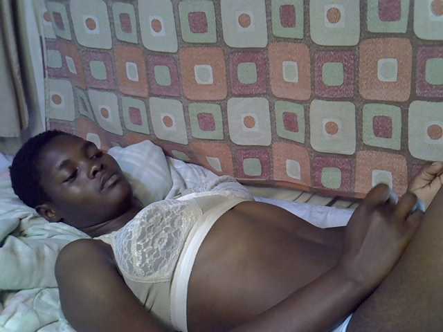 Slender-kerry live cam on BongaCams
