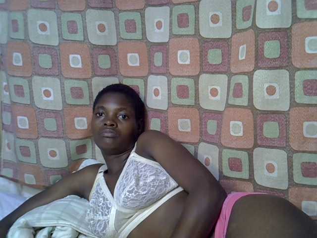 Slender-kerry live cam on BongaCams
