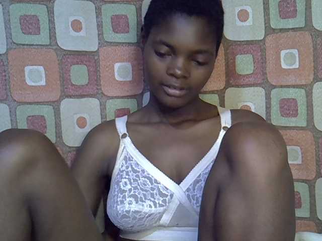 Slender-kerry live cam on BongaCams