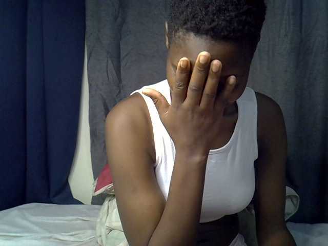 Slender-kerry live cam on BongaCams