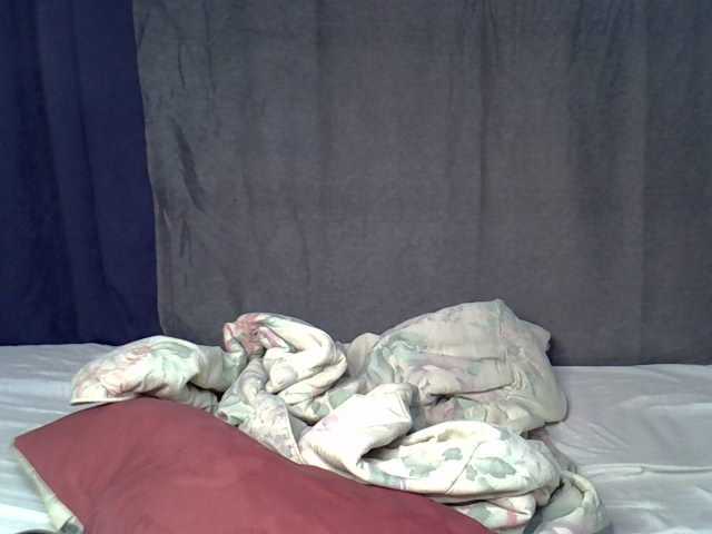 Slender-kerry live cam on BongaCams