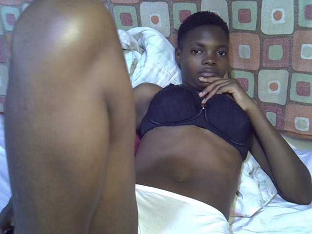 Slender-kerry live cam on BongaCams