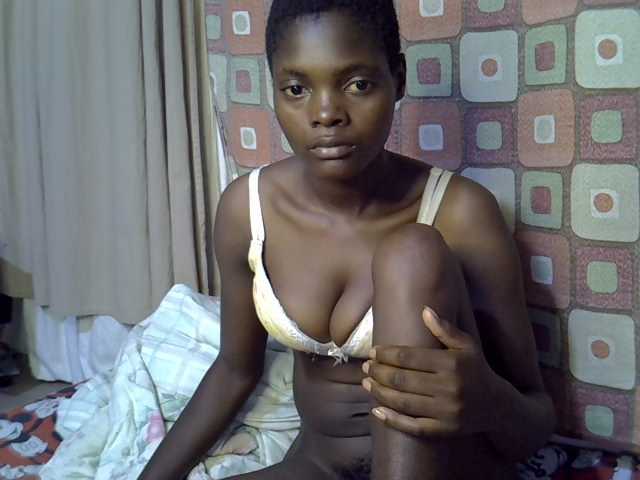 Slender-kerry live cam on BongaCams