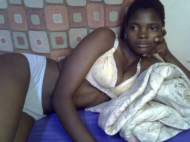 Slender-kerry live cam on BongaCams