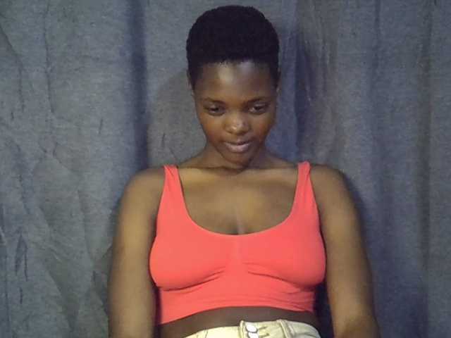 Slender-kerry live cam on BongaCams