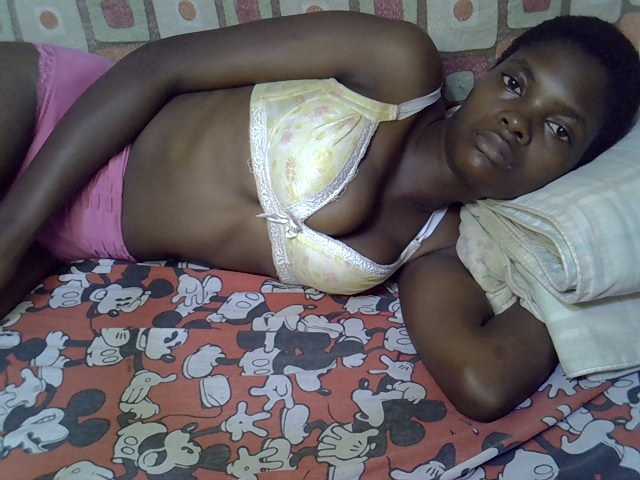 Slender-kerry live cam on BongaCams