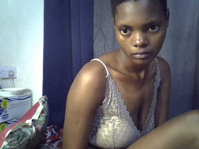 Slender-kerry live cam on BongaCams