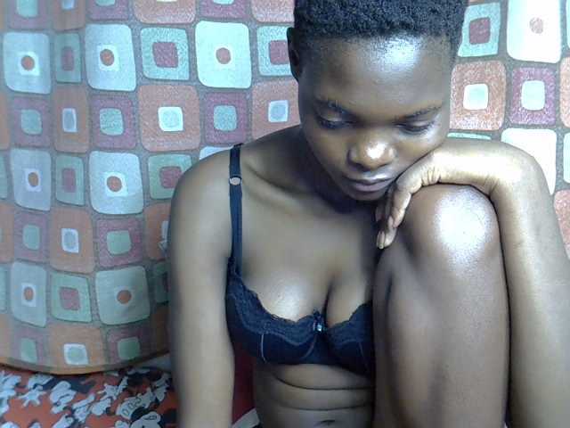 Slender-kerry live cam on BongaCams