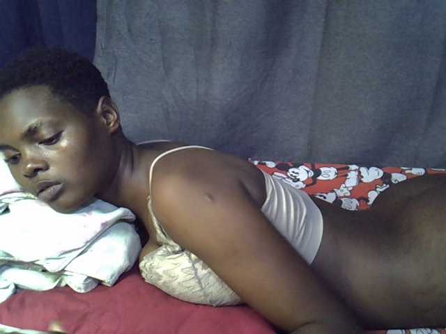 Slender-kerry live cam on BongaCams