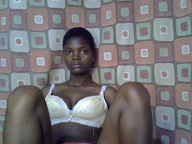 Slender-kerry live cam on BongaCams
