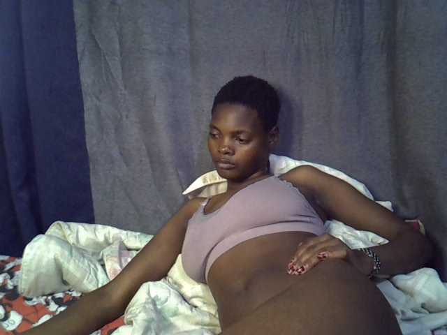 Slender-kerry live cam on BongaCams