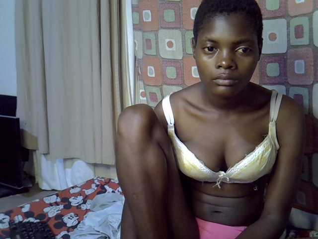 Slender-kerry live cam on BongaCams