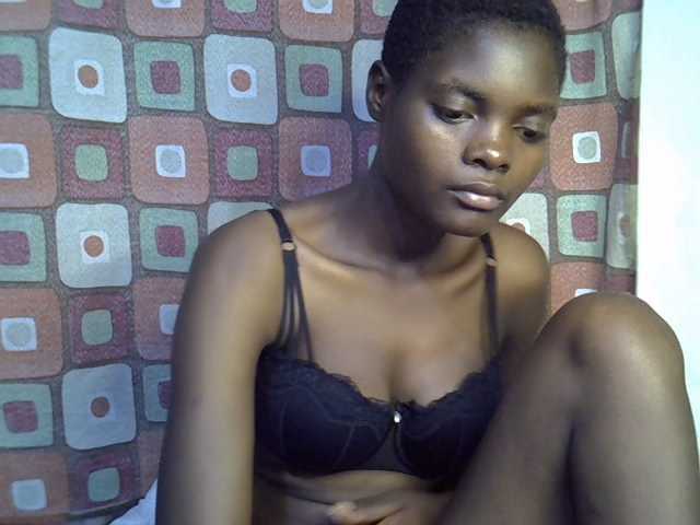 Slender-kerry live cam on BongaCams