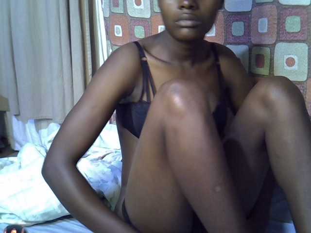 Slender-kerry live cam on BongaCams