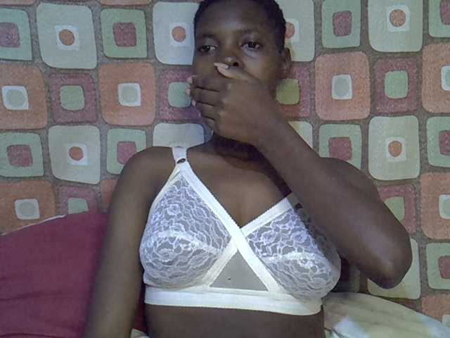Slender-kerry live cam on BongaCams