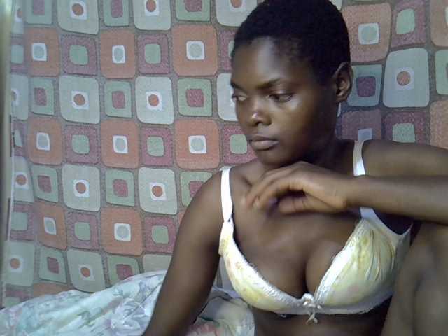 Slender-kerry live cam on BongaCams